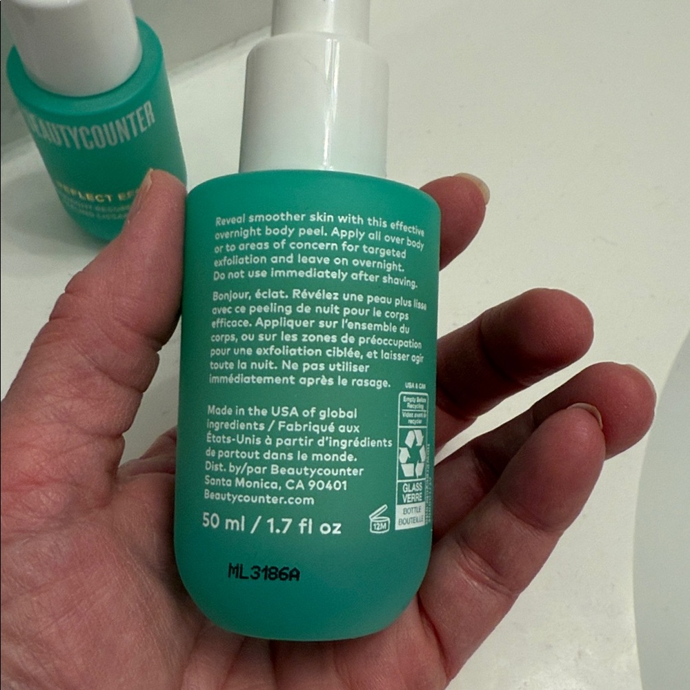 Beautycounter Overnight Peels .5 oz and 1.7 - Picture 3 of 4